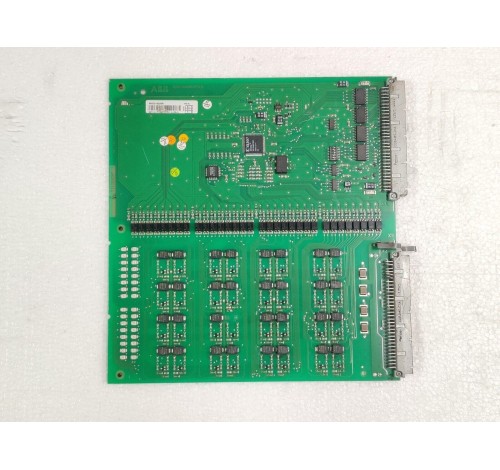 ABB 3BSE018295R1 DSDI 110AV1 Digital Input Board 32