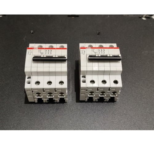 ABB S203-C4 + ABB S2C-H11L Circuit Breaker