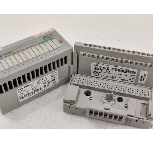 ALLEN BRADLEY FLEX I/O 1794-IB10X086 + 1794-TB3