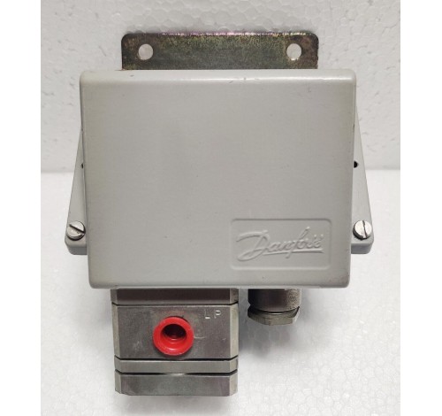 Danfoss CAS 155 Pressure Switch 060-3130 364