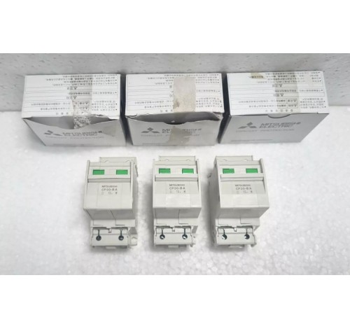 Mitsubishi CP30-BA 15A Circuit Protector