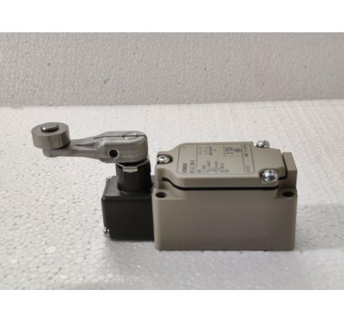 Omron WLCA2-2N-N Limit Switch