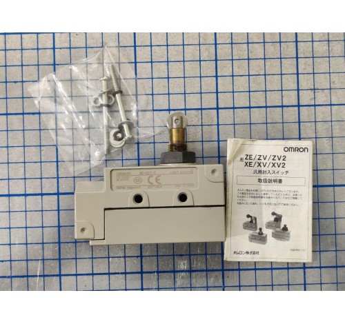 Omron XE-Q22-2 Limit Switch W/B